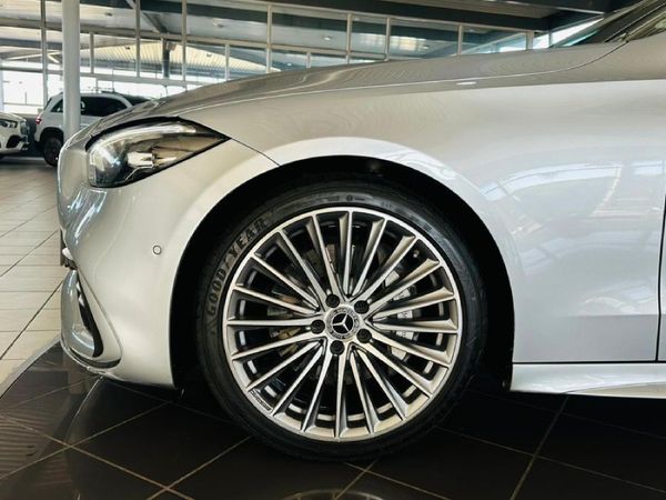 2022-Mercedes-Benz-C-Class-C-200-Auto image:12