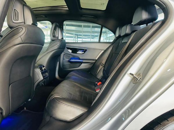 2022-Mercedes-Benz-C-Class-C-200-Auto image:5