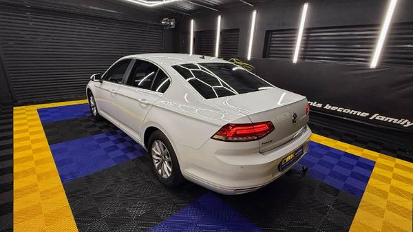 2016-Volkswagen-Passat-14-TSI-Comfortline-Auto image:4