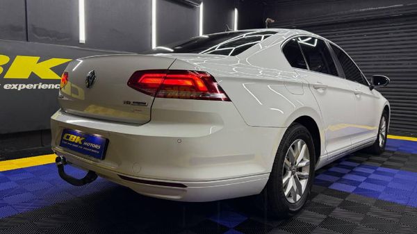 2016-Volkswagen-Passat-14-TSI-Comfortline-Auto image:7