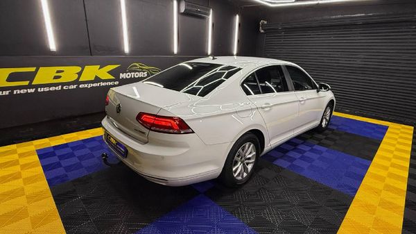 2016-Volkswagen-Passat-14-TSI-Comfortline-Auto image:8