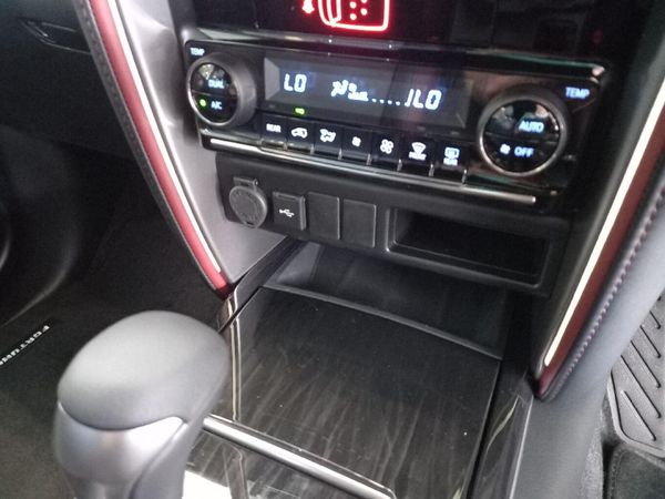 2026-Toyota-Fortuner-28-GD-6-RB-Auto image:9