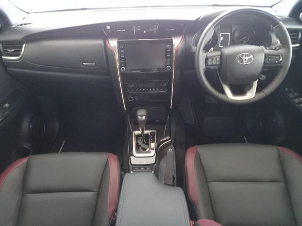 2026-Toyota-Fortuner-28-GD-6-RB-Auto image:6