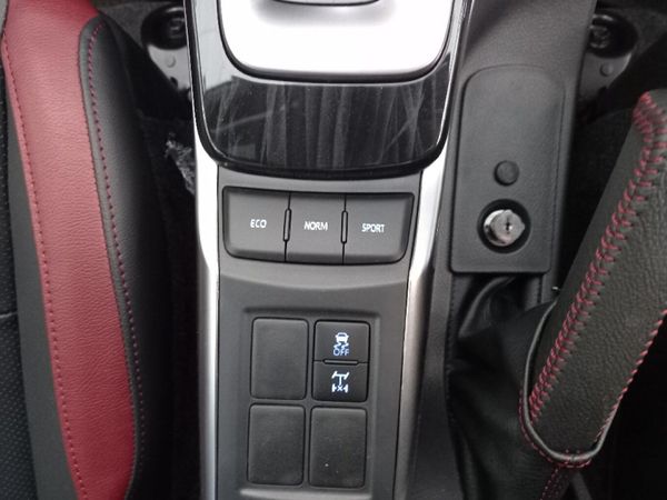 2026-Toyota-Fortuner-28-GD-6-RB-Auto image:8