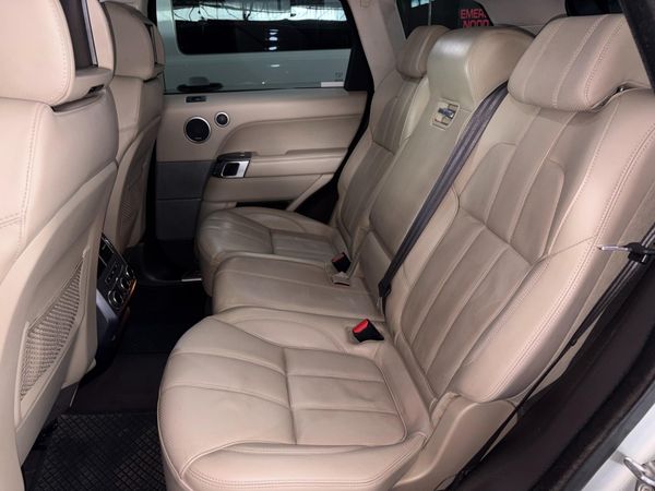 2014-Land-Rover-Range-Rover-Sport-30-SDV6-HSE image:6