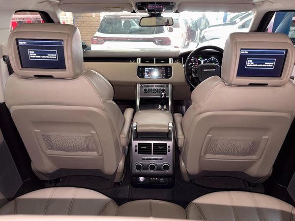2014-Land-Rover-Range-Rover-Sport-30-SDV6-HSE image:7