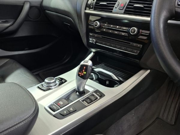 2017-BMW-X4-xDrive20d-M-Sport image:5