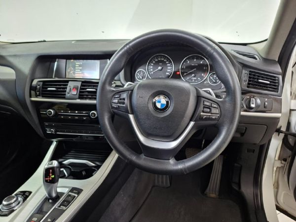 2017-BMW-X4-xDrive20d-M-Sport image:7
