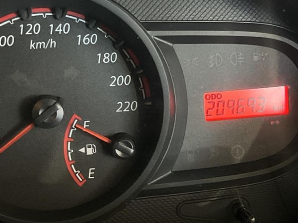 2014-Ford-Figo-14-TDCi-Ambiente image:12