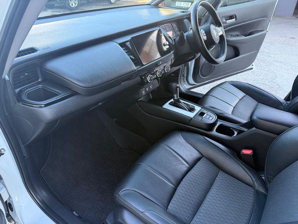 2023-Honda-Fit-15-Executive-CVT image:9