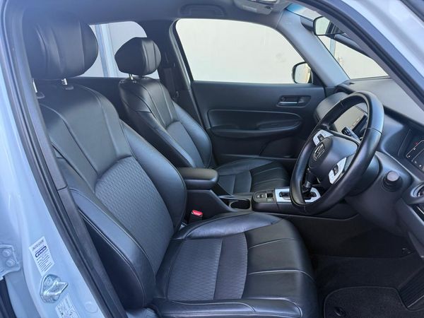 2023-Honda-Fit-15-Executive-CVT image:10