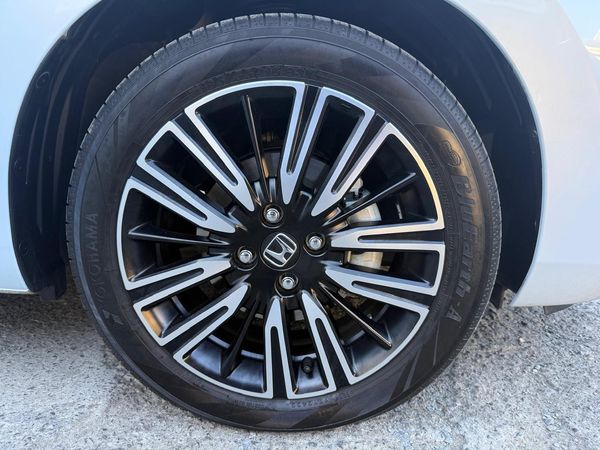 2023-Honda-Fit-15-Executive-CVT image:16