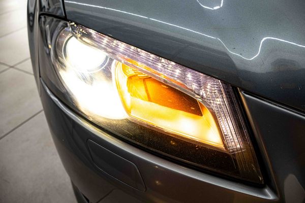 2010-Audi-A3-Sportback-18-TFSI-Ambition image:10