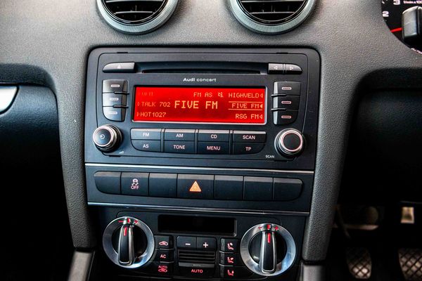 2010-Audi-A3-Sportback-18-TFSI-Ambition image:14
