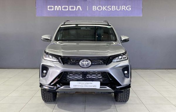 2024-Toyota-Fortuner-28-GD-6-4x4-Auto image:1