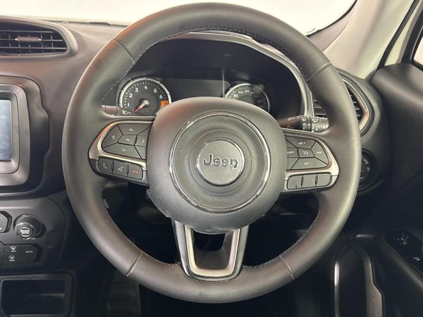 2022-Jeep-Renegade-14-TJet-Limited-Auto image:11