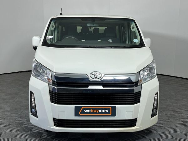2022-Toyota-Quantum-28-GL-11-seat image:16