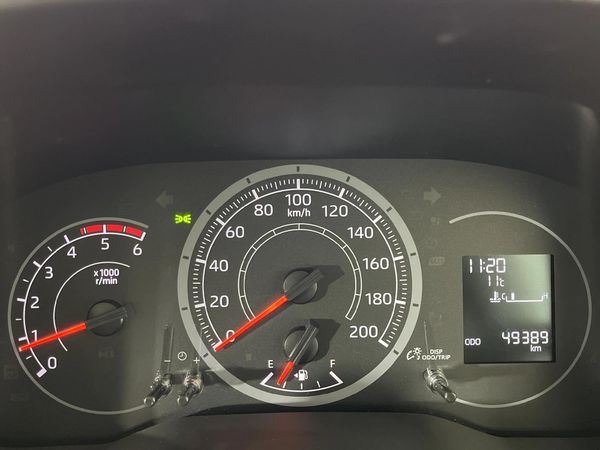 2022-Toyota-Quantum-28-GL-11-seat image:2