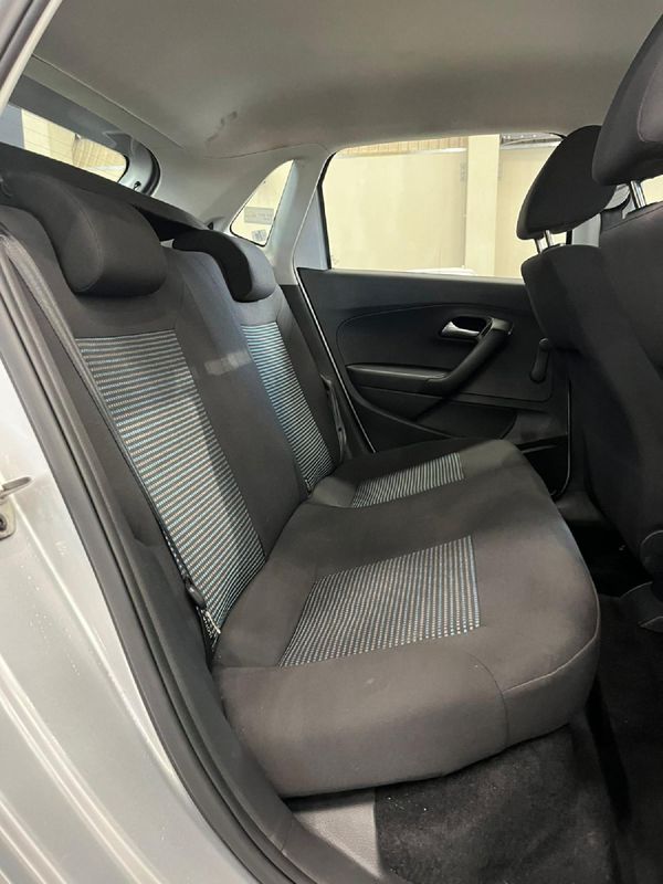 2024-Volkswagen-Polo-Vivo-16-Comfortline-Auto-5-dr image:11