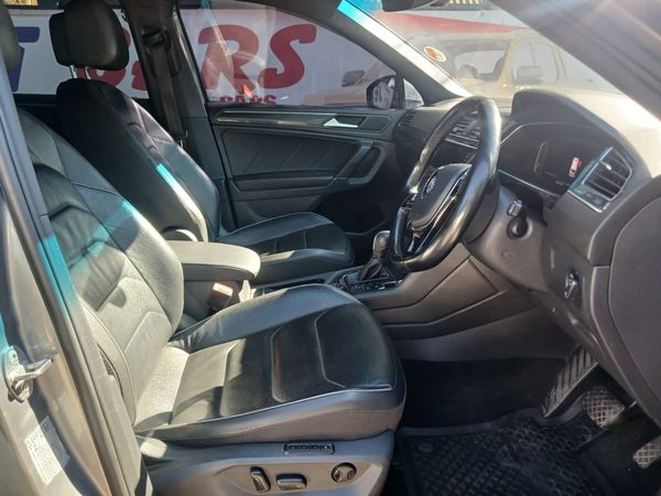 2020-Volkswagen-Tiguan-20-TSI-Highline-4Motion-Auto image:4