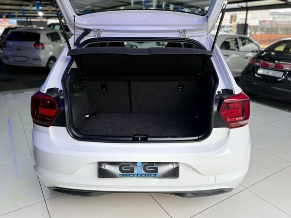 2020-Volkswagen-Polo-10-TSI-Trendline image:17