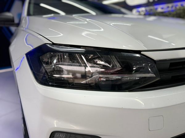 2020-Volkswagen-Polo-10-TSI-Trendline image:6