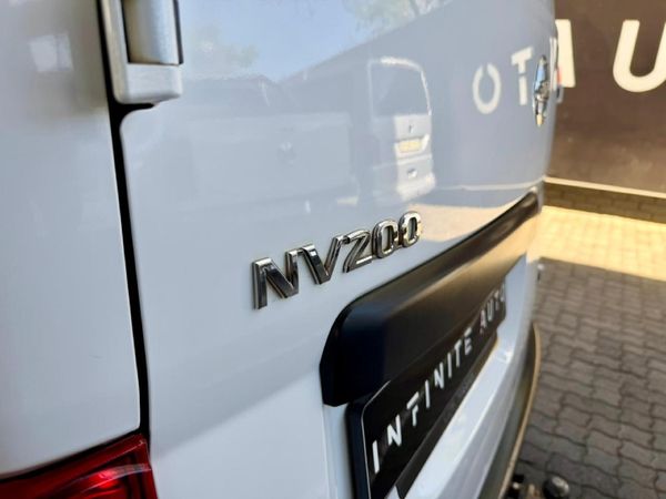 2016-Nissan-NV200-16i-Visia-Panel-Van image:4