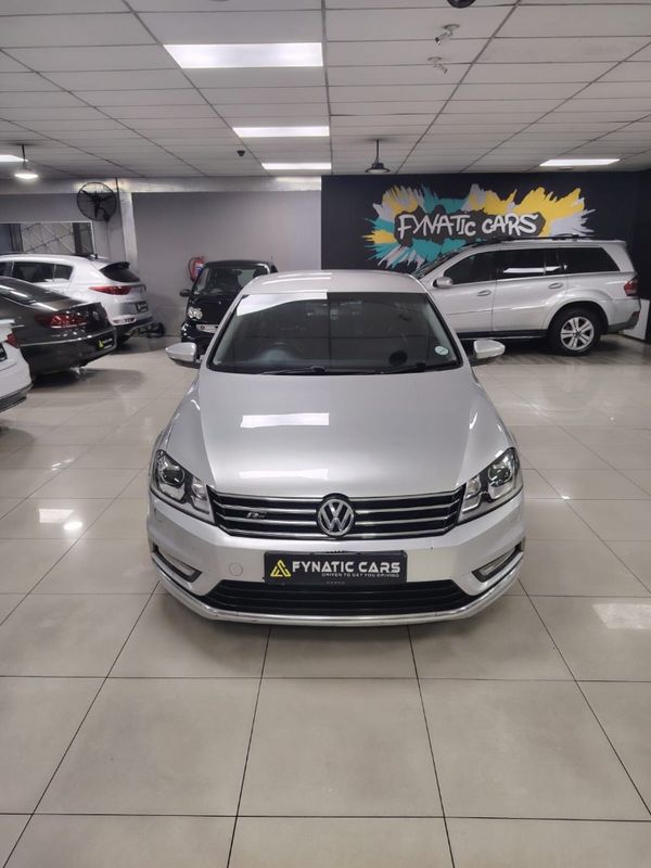 2014-Volkswagen-Passat-18-TSI-Comfortline-Auto-118kW image:1