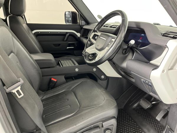 2020-Land-Rover-Defender-110-D240-S-177kW image:9