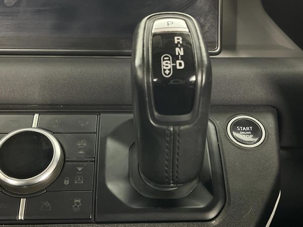 2020-Land-Rover-Defender-110-D240-S-177kW image:10