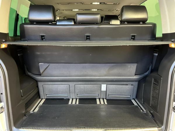 2016-Volkswagen-Caravelle-T6-20-BiTDI-Highline-Auto-4Motion image:13