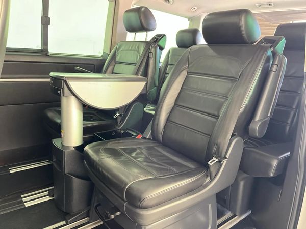 2016-Volkswagen-Caravelle-T6-20-BiTDI-Highline-Auto-4Motion image:3