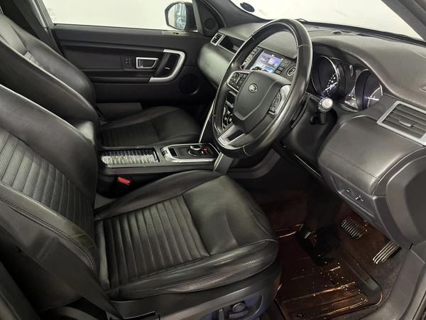 2019-Land-Rover-Discovery-Sport-20i4-D-HSE-Lux image:9