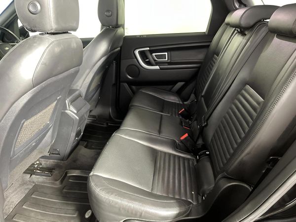 2019-Land-Rover-Discovery-Sport-20i4-D-HSE-Lux image:3