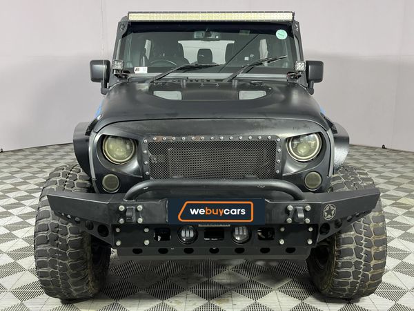 2014-Jeep-Wrangler-Unlimited-Rubicon-36-V6-Auto image:15