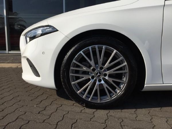 2020-Mercedes-Benz-A-Class-A-200-Sedan image:9