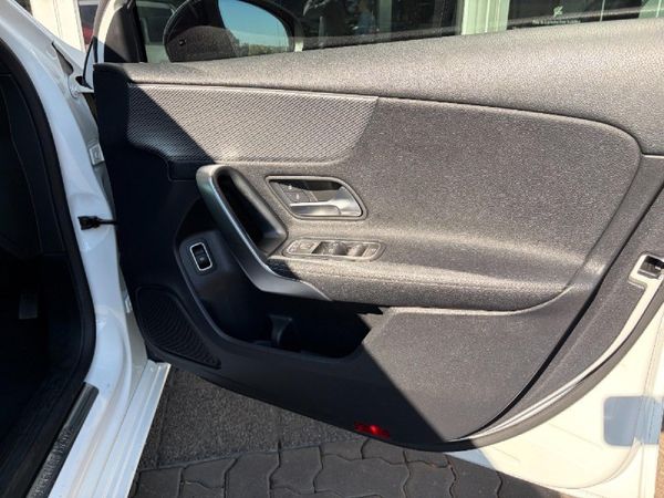 2020-Mercedes-Benz-A-Class-A-200-Sedan image:13