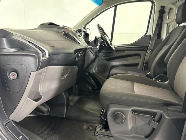 2021-Ford-Tourneo-Custom-22-TDCi-Trend-LWB-92kW image:7