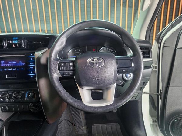 2018-Toyota-Fortuner-24-GD-6-4x4-Auto image:9