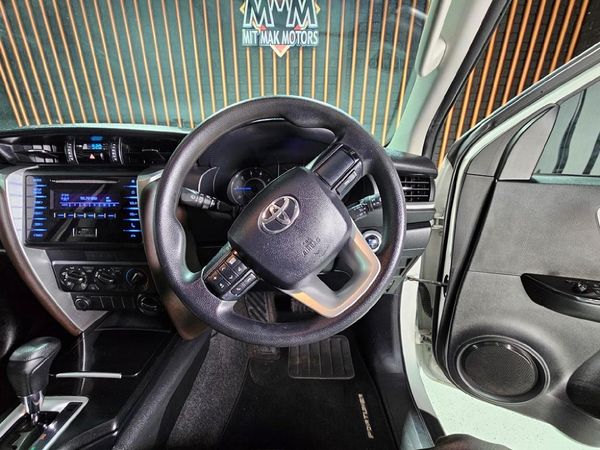 2018-Toyota-Fortuner-24-GD-6-4x4-Auto image:17