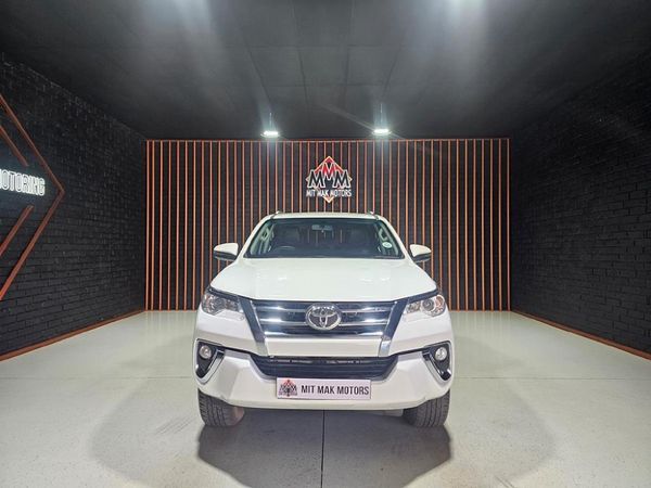 2018-Toyota-Fortuner-24-GD-6-4x4-Auto image:1