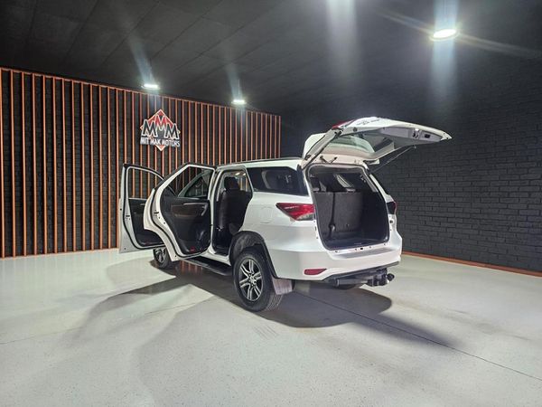 2018-Toyota-Fortuner-24-GD-6-4x4-Auto image:22