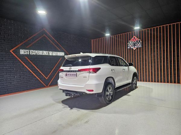 2018-Toyota-Fortuner-24-GD-6-4x4-Auto image:25