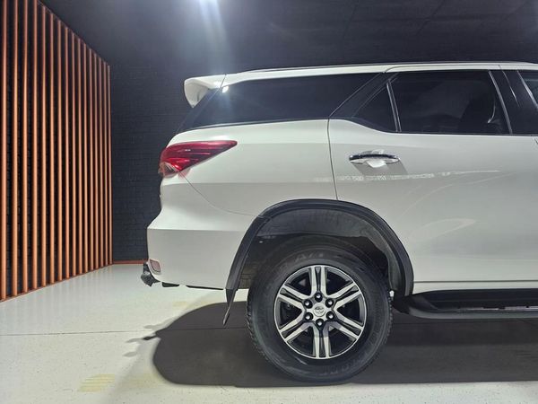 2018-Toyota-Fortuner-24-GD-6-4x4-Auto image:26