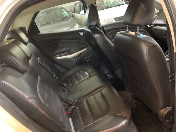 2015-Ford-EcoSport-15-TiVCT-Titanium-Auto image:12