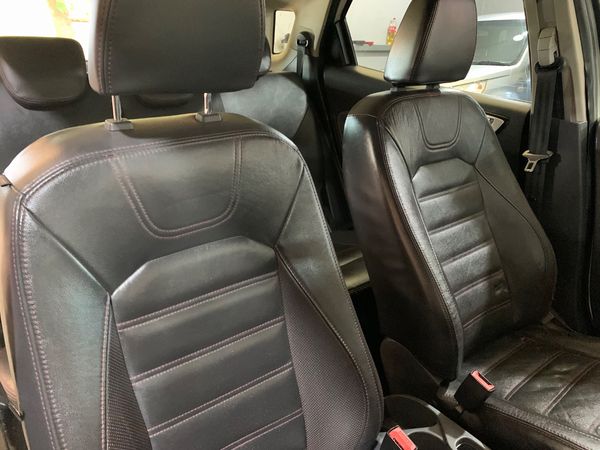 2015-Ford-EcoSport-15-TiVCT-Titanium-Auto image:24