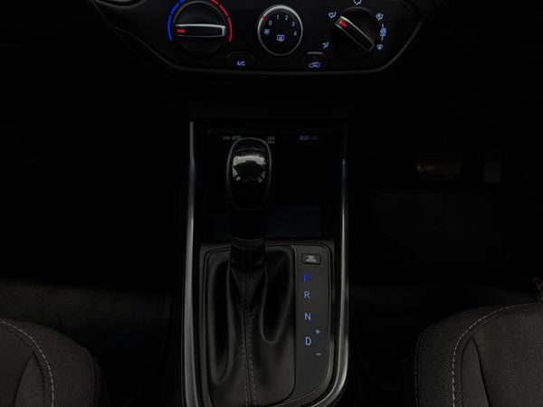2023-Hyundai-i20-14-Motion-Auto image:14