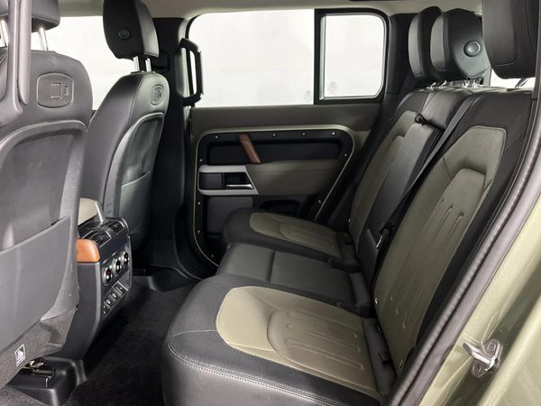 2021-Land-Rover-Defender-110-D300-SE-X-Dynamic-221kW image:3