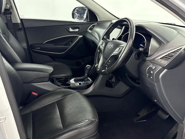 2017-Hyundai-Santa-Fe-R22-Elite-Auto image:9