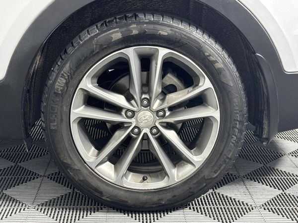 2017-Hyundai-Santa-Fe-R22-Elite-Auto image:6